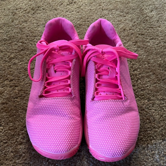 NOBULL women’s size 7 Outwork Training Shoe - Picture 4 of 9